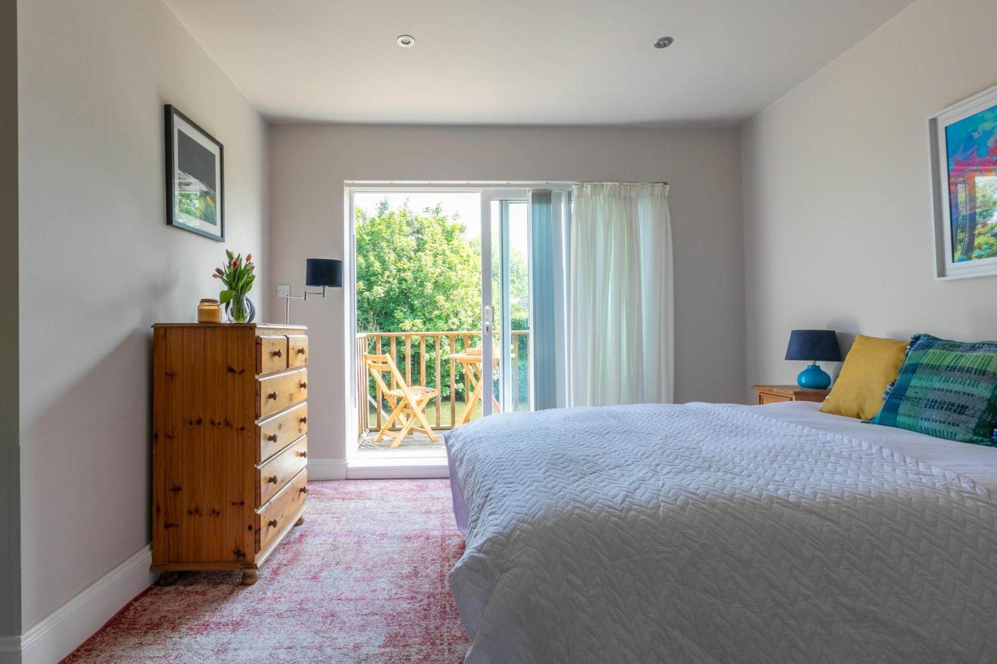 Riverside Escape Iden Rye Villa Ngoại thất bức ảnh