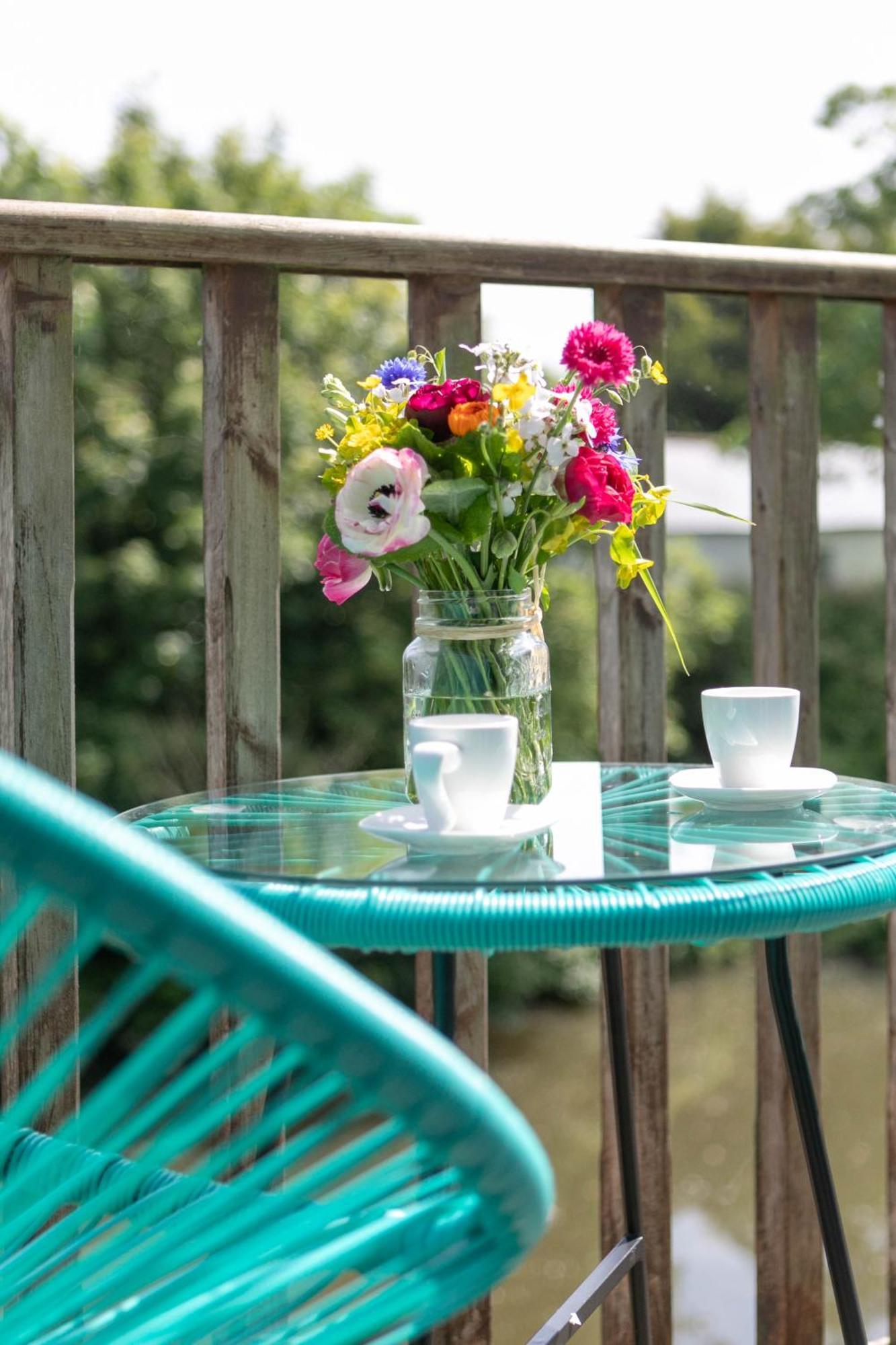 Riverside Escape Iden Rye Villa Ngoại thất bức ảnh